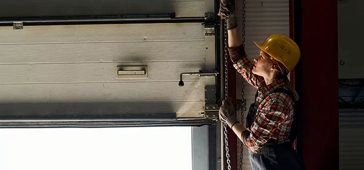 Addressing Common Garage Door Stoppage Issues in Thunder Bay, ON