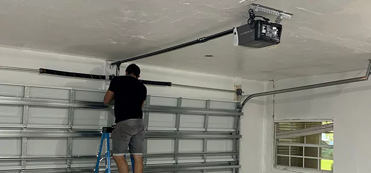 Garage Door Opener Repair Near Me in Thunder Bay, ON