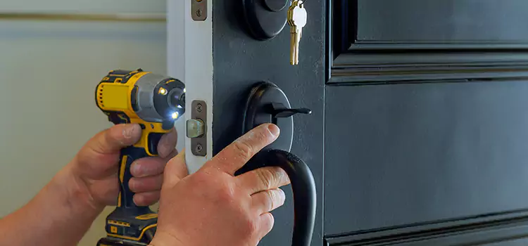 Commercial Door Lock Installation Thunder Bay